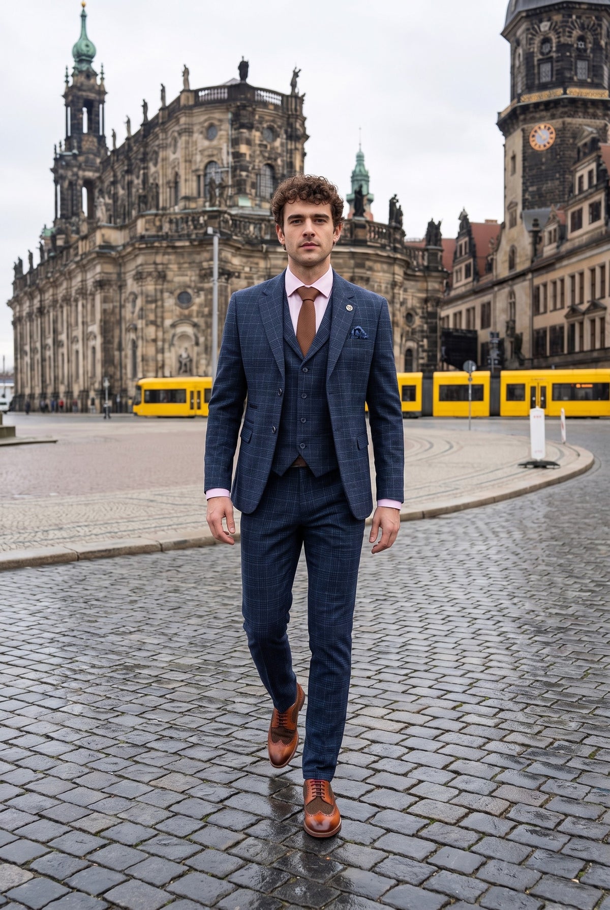 Look #981 styled with Męski garnitur 3-częściowy w kratkę w kolorze niebieskim