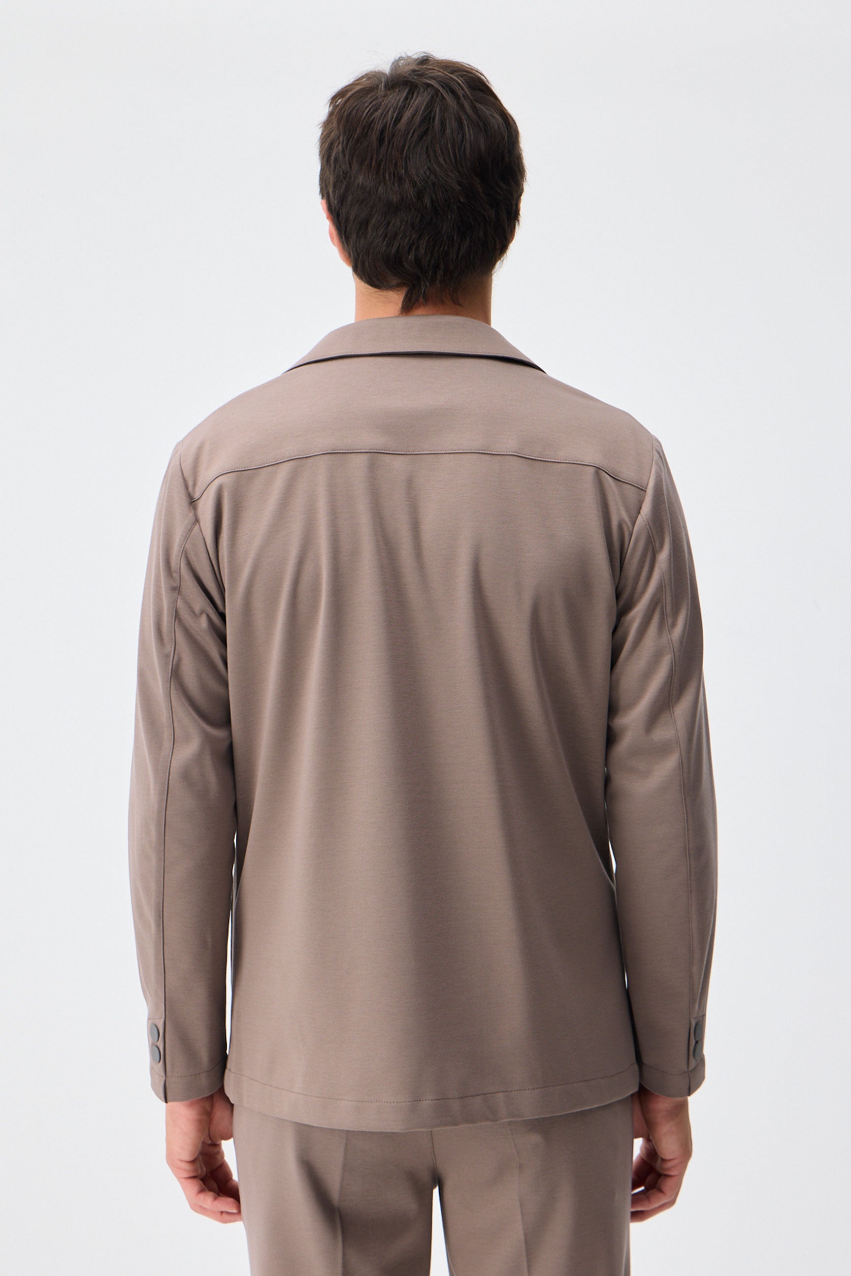 Męska marynarka z miękkiego dżerseju w kolorze taupe brown, elegancka, casualowa
