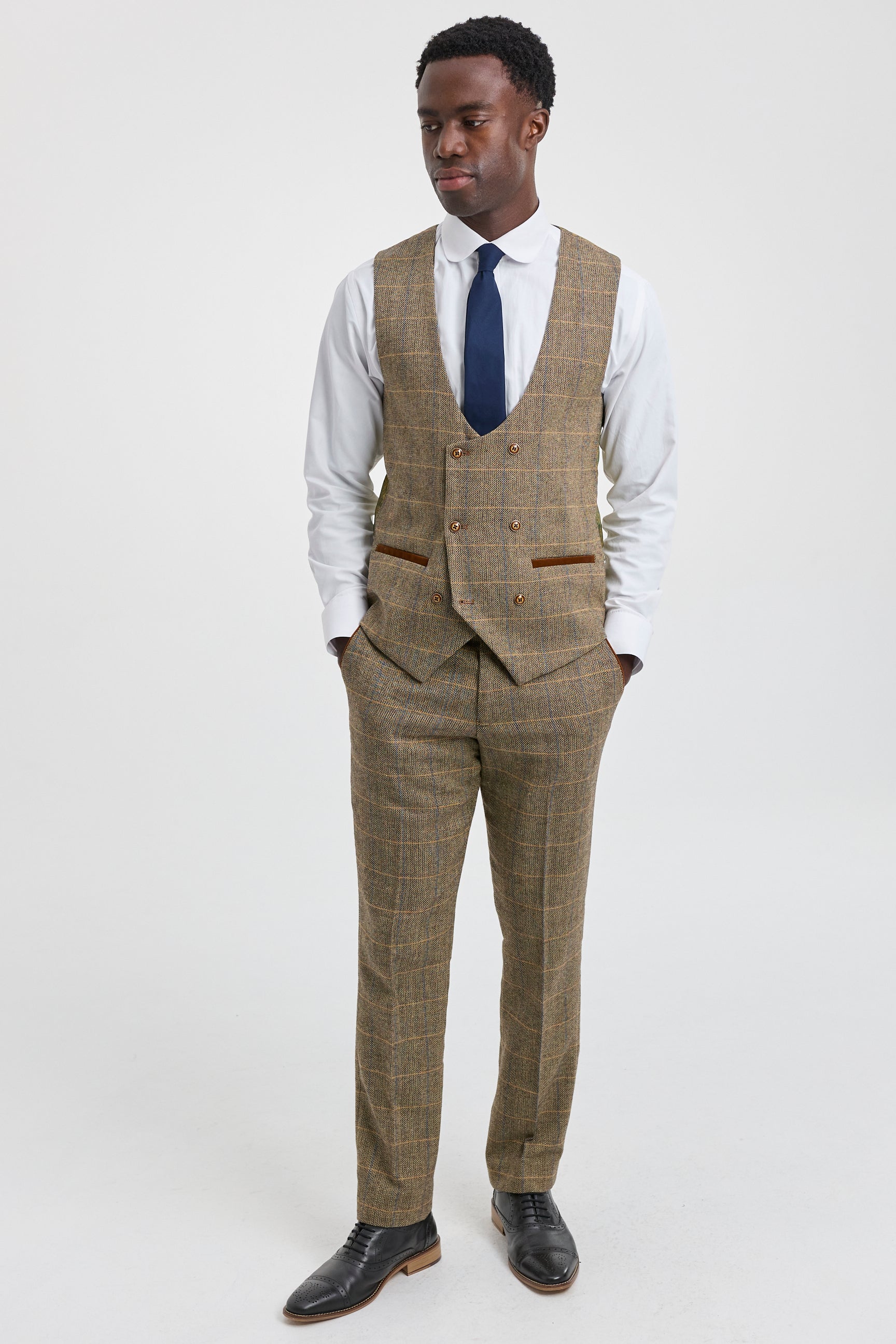 Męski 3-częściowy garnitur w jodełkę tweedowy w kolorze brązowym w kratkę, dopasowany krój, podwójny klasyczny