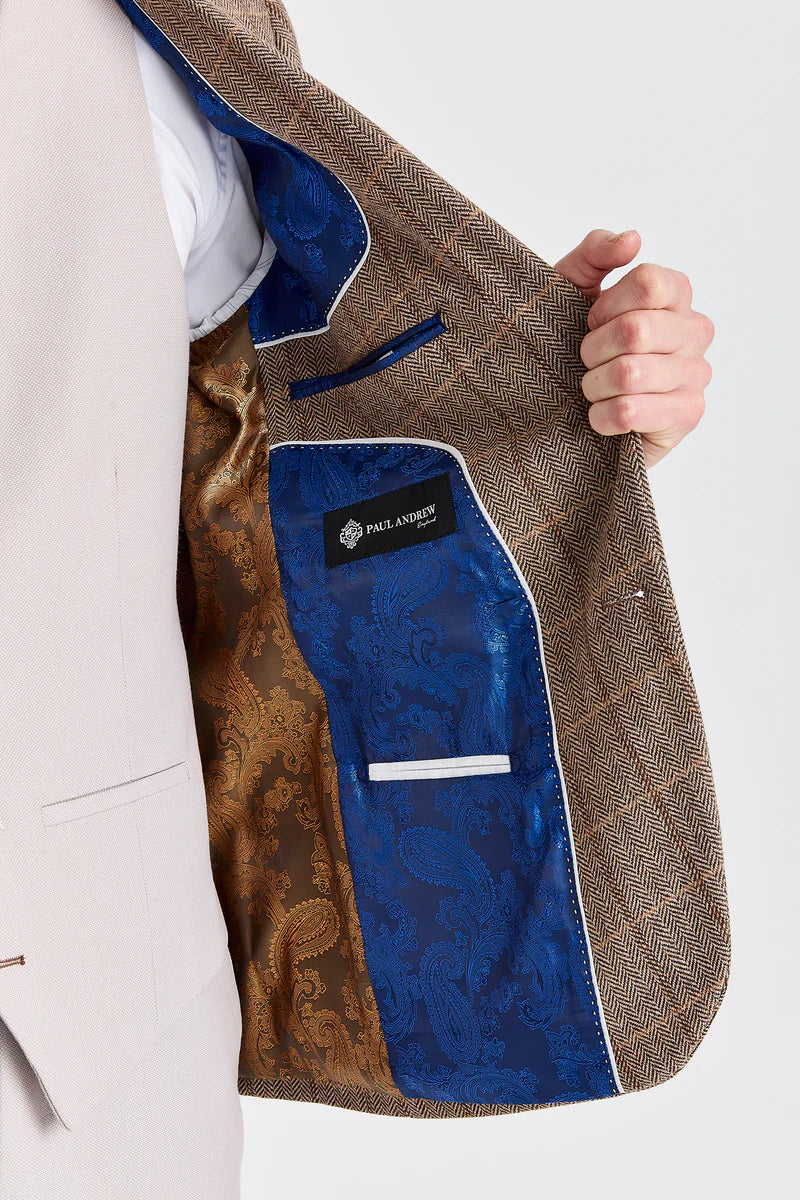 Garnitur Harris Brown Tweed z kontrastową kamizelką i spodniami z kamienia