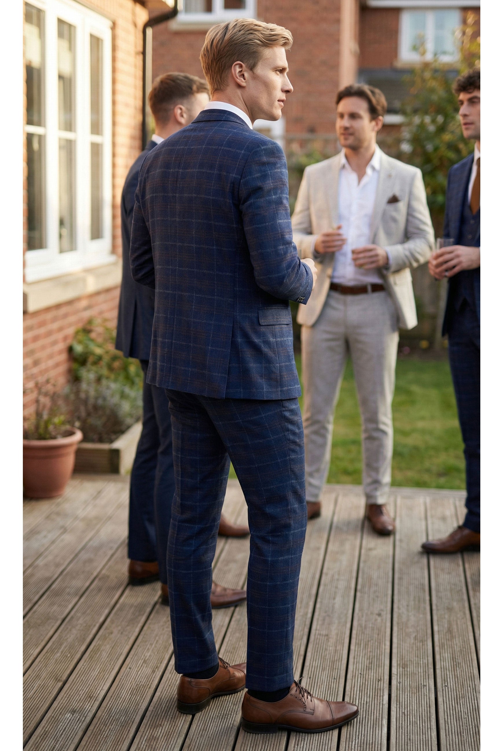 Męski garnitur trzyczęściowy w granatowo-niebieską kratkę – Paul Andrew Kenneth