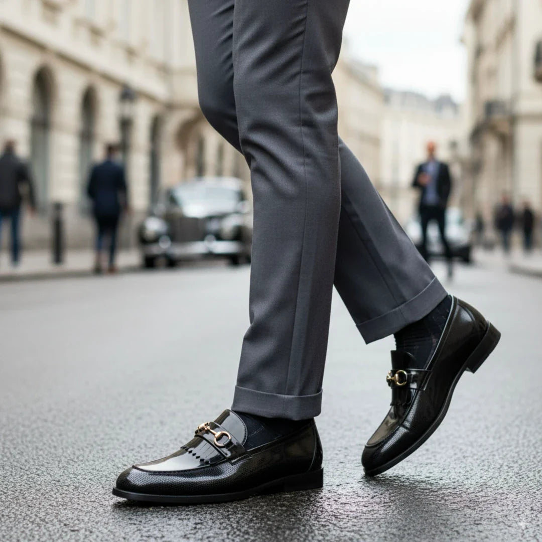 Męskie czarne lakierowane mokasyny z PU