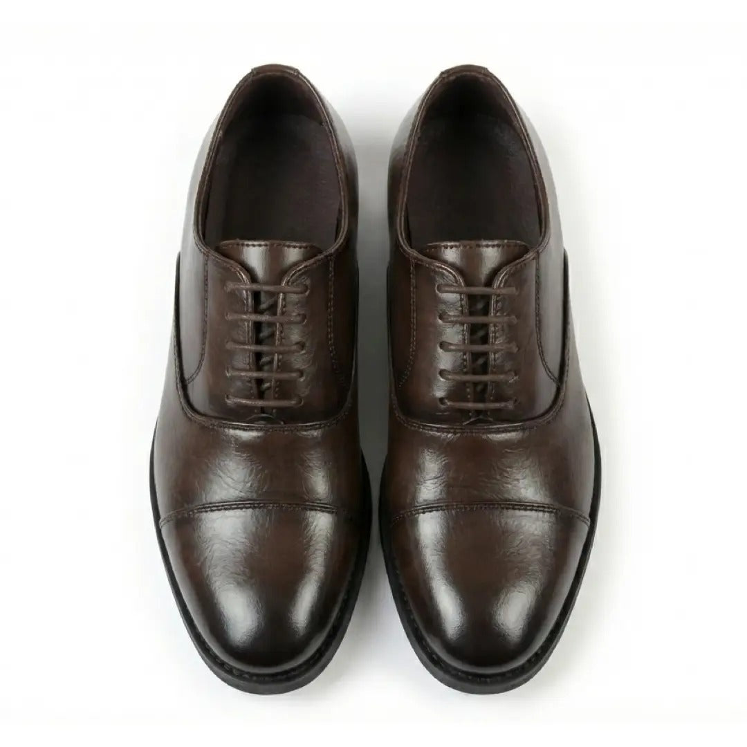 Klasyczne, sznurowane buty Oxford dla mężczyzn z noskiem typu cap-toe