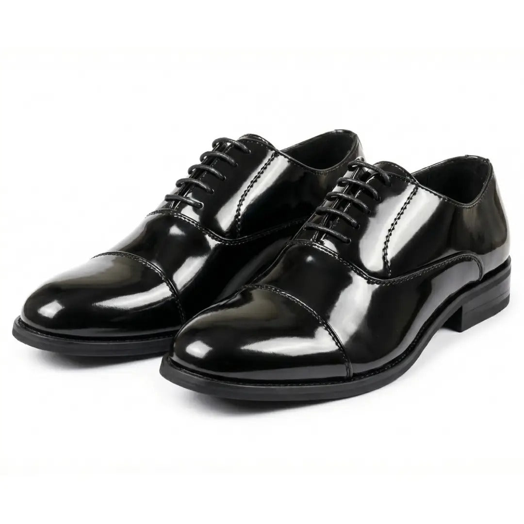 Klasyczne, sznurowane buty Oxford dla mężczyzn z noskiem typu cap-toe