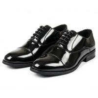 Klasyczne, sznurowane buty Oxford dla mężczyzn z noskiem typu cap-toe