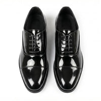 Klasyczne, sznurowane buty Oxford dla mężczyzn z noskiem typu cap-toe