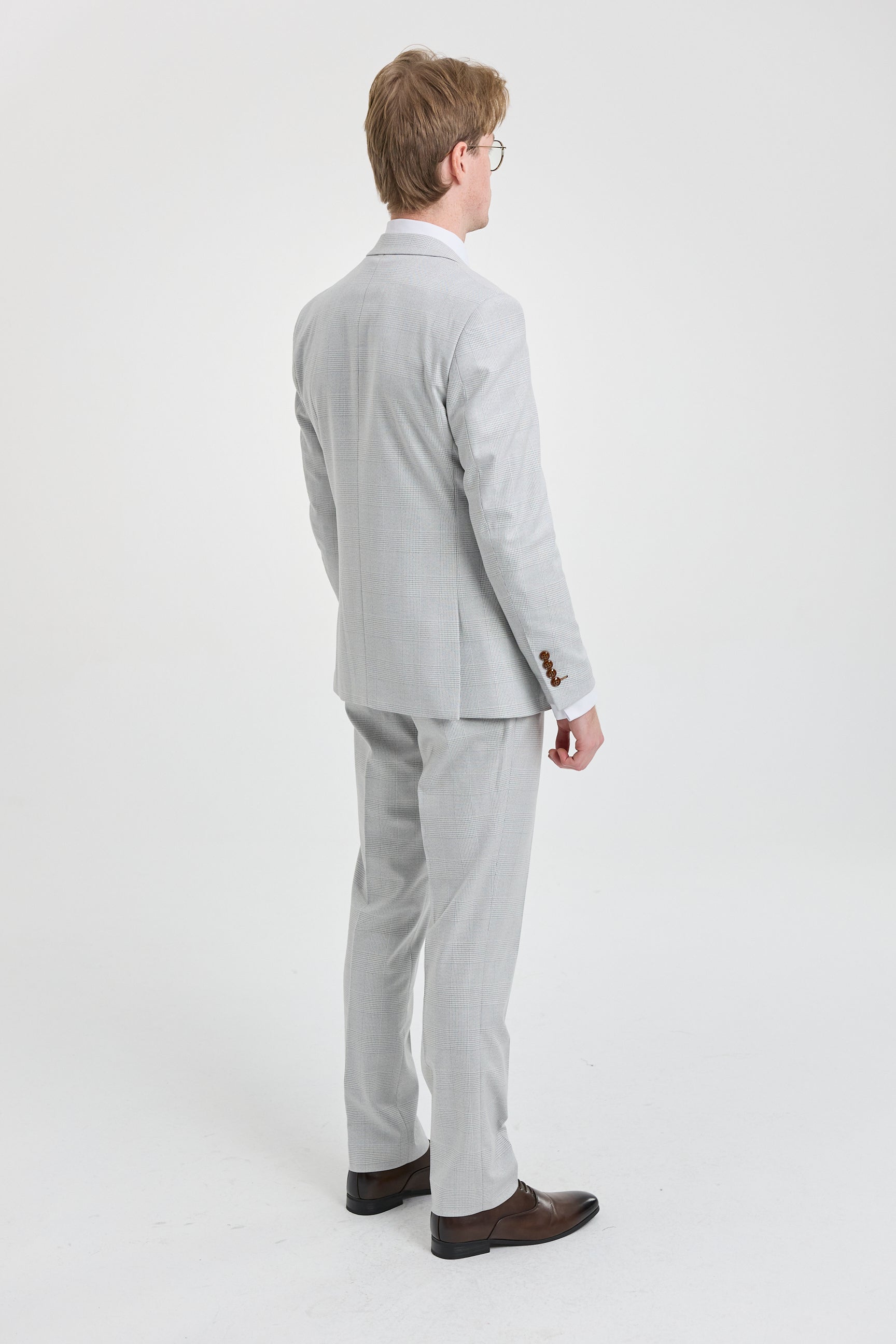 Trzyczęściowy garnitur męski Mark Grey Stone z tweedu w kratkę z brązowymi wykończeniami na wesela i bale maturalne