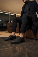 Pedro - Męskie, czarne, zamszowe, matowe, sznurowane buty typu derby