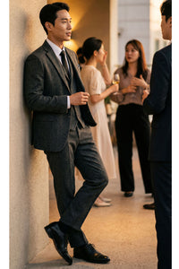 Męski, grafitowy, trzyczęściowy garnitur tweedowy w jodełkę – STZ11