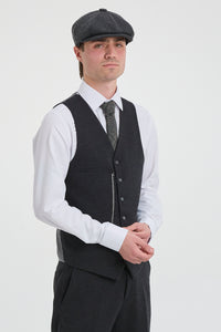 Męski czarny garnitur vintage z lat 20. XX wieku