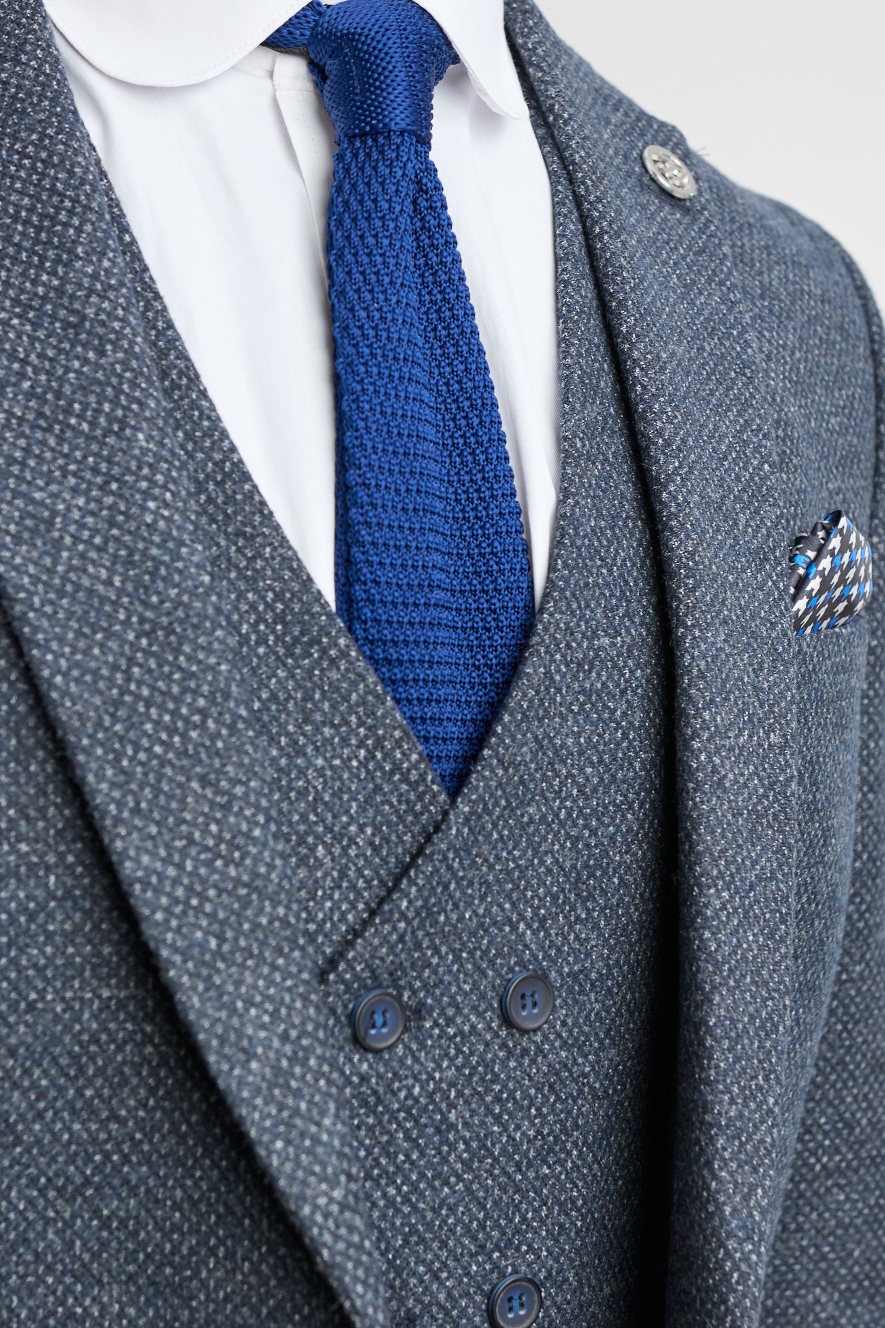 Męski 3-częściowy garnitur granatowy z dwurzędową kamizelką